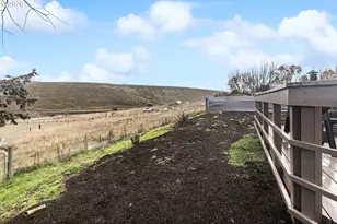 11 NE Nelson Dr, Pendleton, OR 97801 - Photo 32