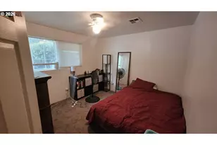 724 NE Laurance St, Myrtle Creek, OR 97457 - Photo 12