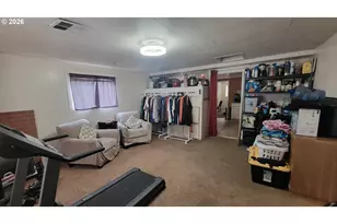 724 NE Laurance St, Myrtle Creek, OR 97457 - Photo 20