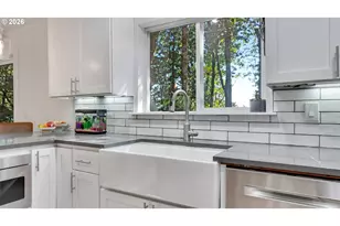 19636 S Ridge Rd, Oregon City, OR 97045 - Photo 10