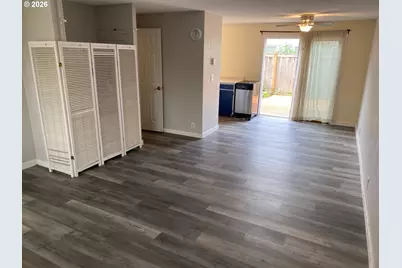 1935 W 17th Ave #B, Eugene, OR 97402 - Photo 4