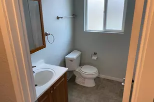 1935 W 17th Ave, Eugene, OR 97402 - Photo 8