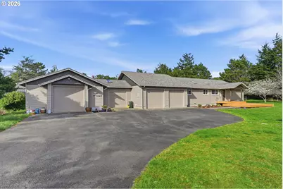1345 Sanford St, Coos Bay, OR 97420 - Photo 1