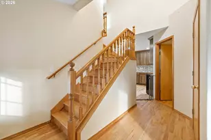 1027 SE Strebin Rd, Troutdale, OR 97060 - Photo 2
