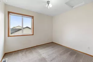 1027 SE Strebin Rd, Troutdale, OR 97060 - Photo 16