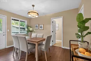 17928 Royal Ct, Lake Oswego, OR 97035 - Photo 8