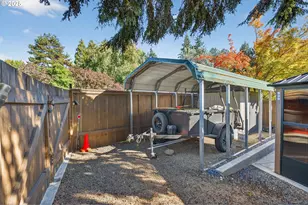 17928 Royal Ct, Lake Oswego, OR 97035 - Photo 34