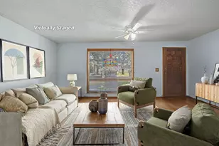 1620 NE 201st Ave, Fairview, OR 97024 - Photo 6