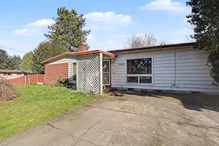 1620 NE 201st Ave, Fairview, OR 97024 - Photo 2