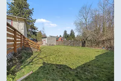1620 NE 201st Ave, Fairview, OR 97024 - Photo 36