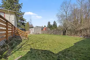 1620 NE 201st Ave, Fairview, OR 97024 - Photo 36