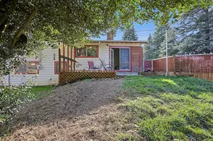 1620 NE 201st Ave, Fairview, OR 97024 - Photo 38