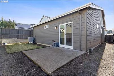 451 NE Greenway Dr, Estacada, OR 97023 - Photo 30