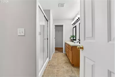 2571 Graystone Dr, Woodburn, OR 97071 - Photo 10