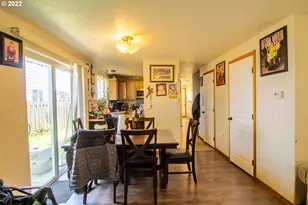 2719 SE 136th Pl, Portland, OR 97236 - Photo 14