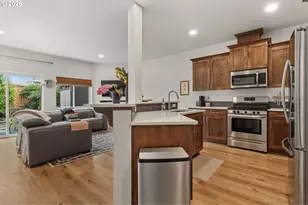 808 S 23rd Ave, Cornelius, OR 97113 - Photo 10