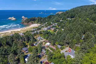 715 N Laurel St, Cannon Beach, OR 97110 - Photo 8