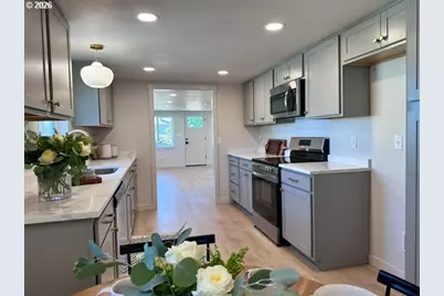 2345 F St, Springfield, OR 97477 - Photo 18