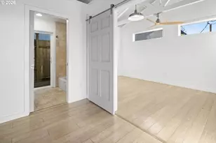 252 N Tomahawk Dr, Portland, OR 97217 - Photo 20