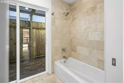 252 N Tomahawk Drive, Portland, OR 97217 - Photo 16