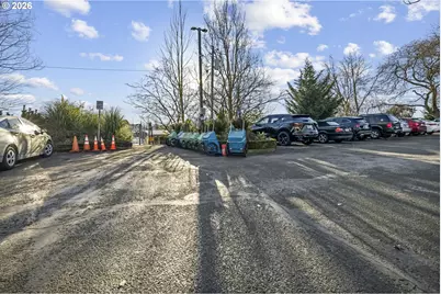 252 N Tomahawk Drive, Portland, OR 97217 - Photo 32