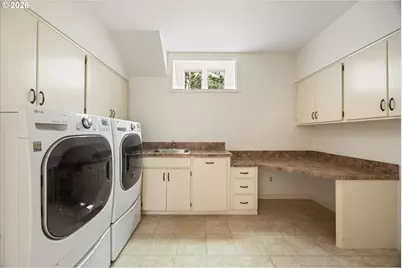 18520 Delenka Ln, Lake Oswego, OR 97034 - Photo 38