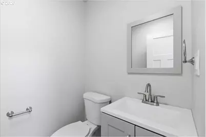 847 W Oak St, Lebanon, OR 97355 - Photo 32