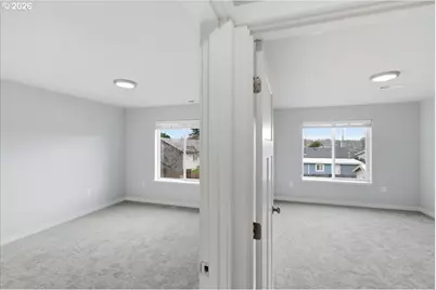 847 W Oak St, Lebanon, OR 97355 - Photo 40