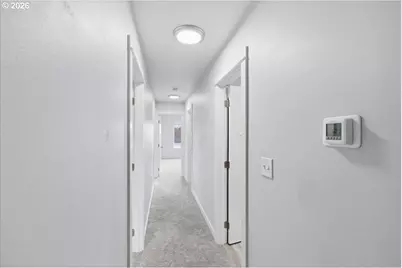 847 W Oak St, Lebanon, OR 97355 - Photo 34