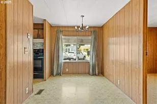 2200 SE Lancaster Dr, Salem, OR 97317 - Photo 6