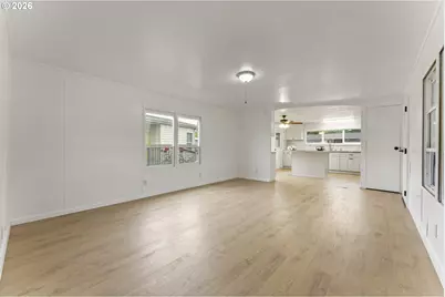570 N 10th Ave #6, Cornelius, OR 97113 - Photo 10