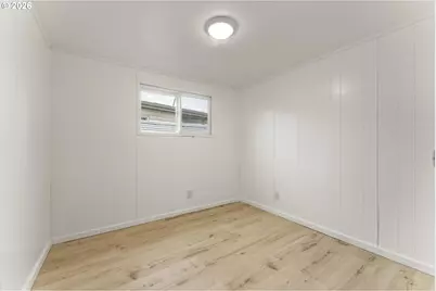 570 N 10th Ave #6, Cornelius, OR 97113 - Photo 12