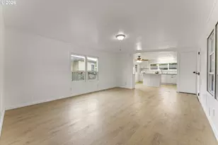 570 N 10th Ave, Cornelius, OR 97113 - Photo 10
