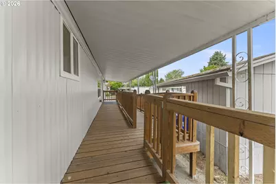 570 N 10th Ave #6, Cornelius, OR 97113 - Photo 4