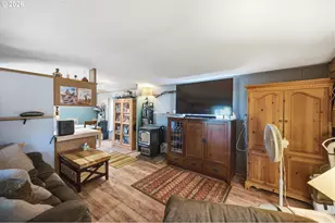 22740 NE Hwy 240, Newberg, OR 97132 - Photo 30