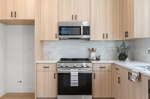 4366 NE Going St, Portland, OR 97218 - Photo 4