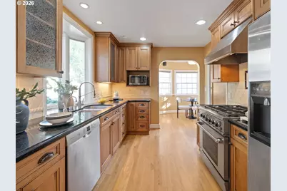 614 SE 52nd Ave, Portland, OR 97215 - Photo 16