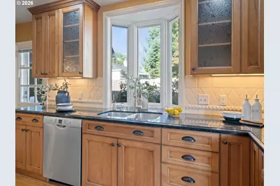 614 SE 52nd Ave, Portland, OR 97215 - Photo 14