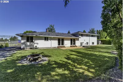 704 NE Linden Ave, Hillsboro, OR 97124 - Photo 30