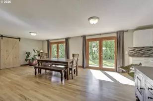 704 NE Linden Ave, Hillsboro, OR 97124 - Photo 10