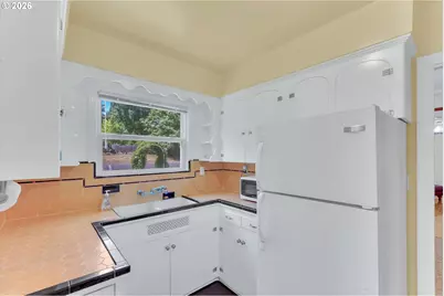 10320 SE Stanley Ave, Milwaukie, OR 97222 - Photo 24
