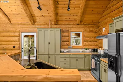 7833 SW Larch St, Portland, OR 97223 - Photo 10