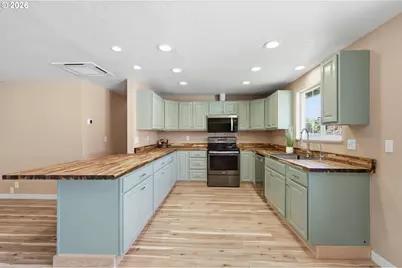 1705 Brewer Ave, Eugene, OR 97401 - Photo 10