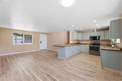 1705 Brewer Ave, Eugene, OR 97401 - Photo 8