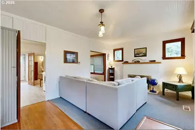 641 D St, Gearhart, OR 97138 - Photo 4