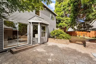 5525 NW Peregrine Pl, Portland, OR 97229 - Photo 34