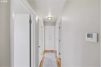 18121 SE Lincoln St, Portland, OR 97233 - Photo 22