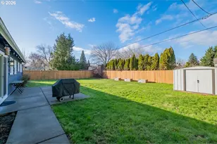 18121 SE Lincoln St, Portland, OR 97233 - Photo 40
