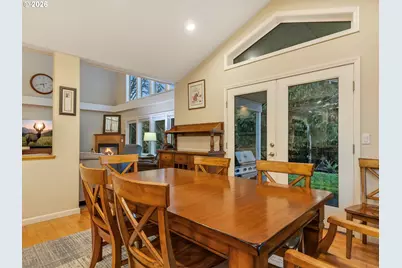 702 SW Juniper Ave, Warrenton, OR 97146 - Photo 22