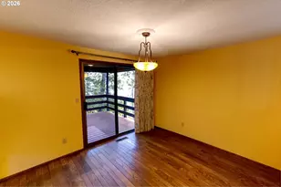 725 SE Summit Dr, Roseburg, OR 97470 - Photo 10